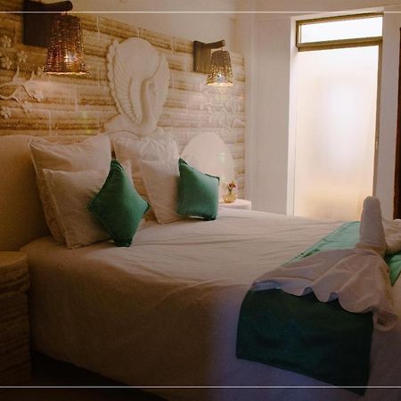 Hotel Kachi De Уюни Екстериор снимка