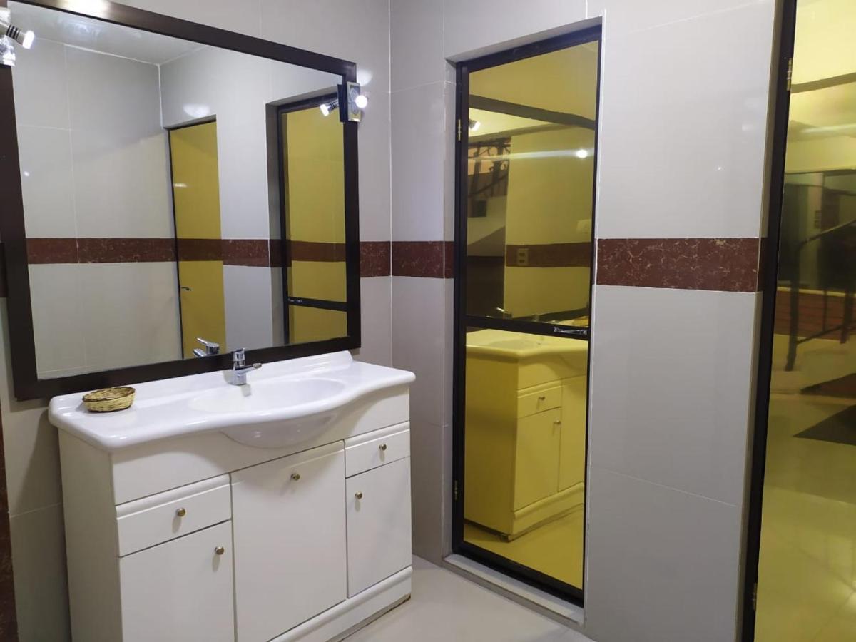 Hotel Kachi De Уюни Екстериор снимка