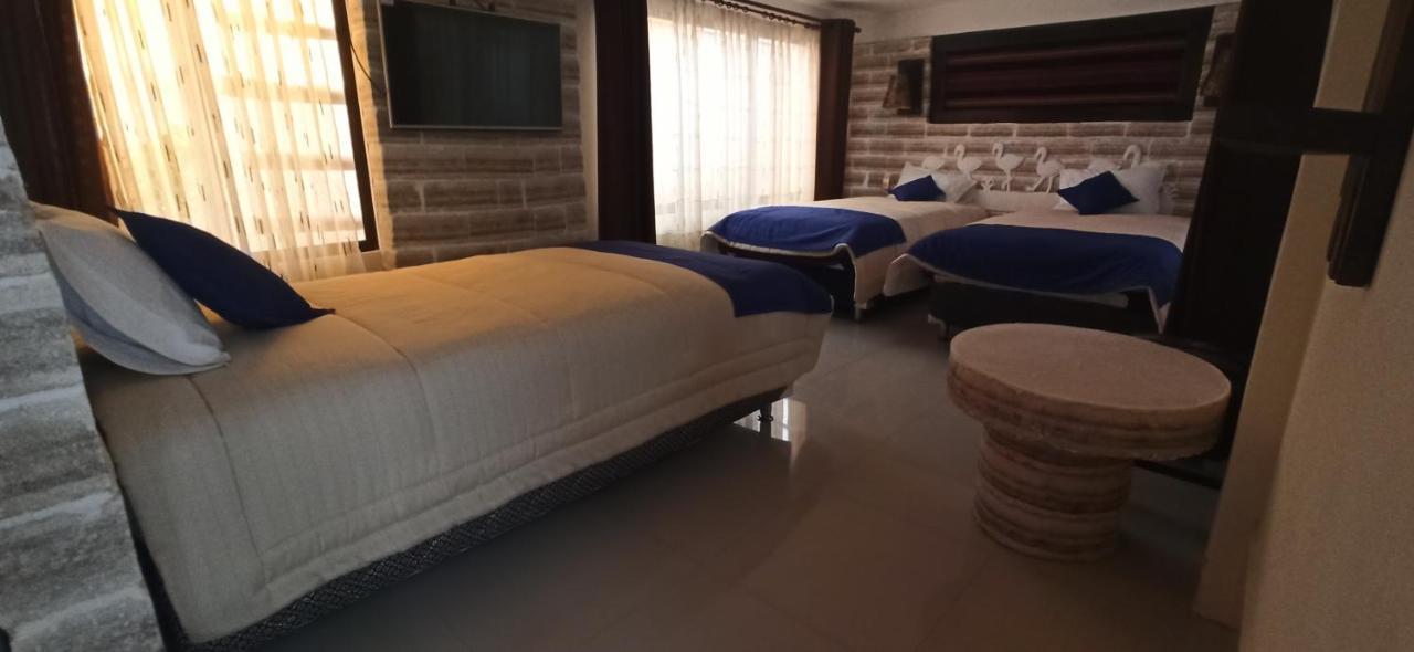 Hotel Kachi De Уюни Екстериор снимка