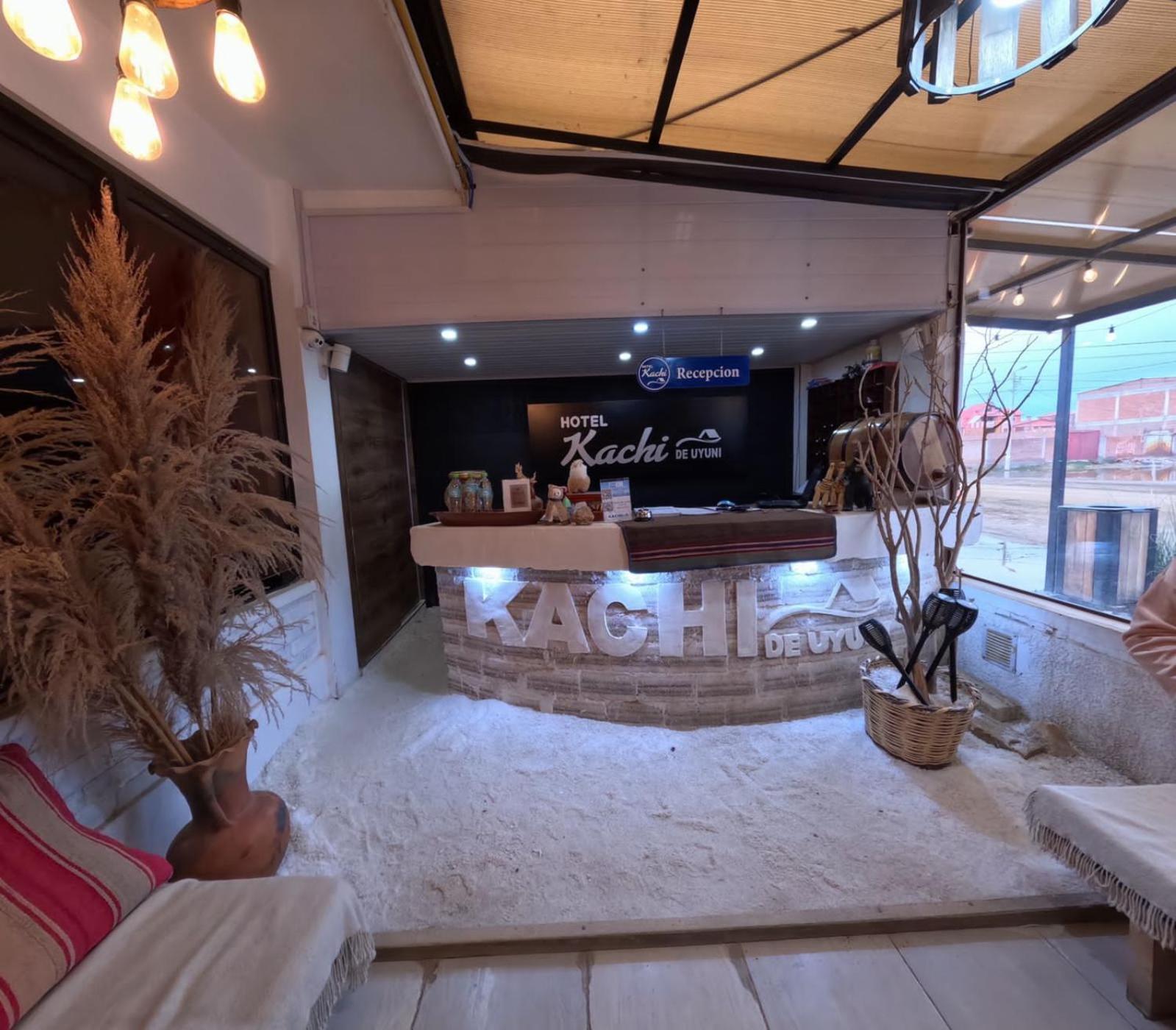 Hotel Kachi De Уюни Екстериор снимка